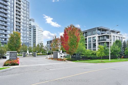 ph14-95 N Park Rd, Thornhill, ON, L4J0J1 | Card Image