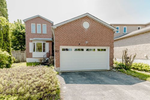 47 Blair Cres, Barrie, ON, L4M5Y6 | Card Image
