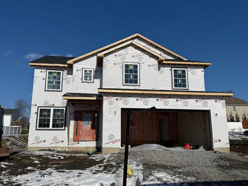 517 Poppy Ln, Pittston, PA, 18641-3203 | Card Image