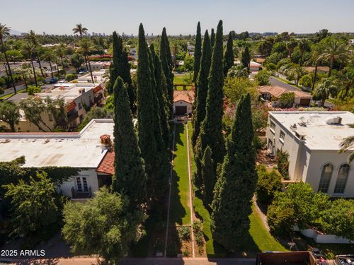 4332 N 40th St, Phoenix, AZ, 85018-4105 | Card Image