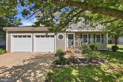 9608 Waterford Dr, Manassas, VA, 20110-6607 | Card Image