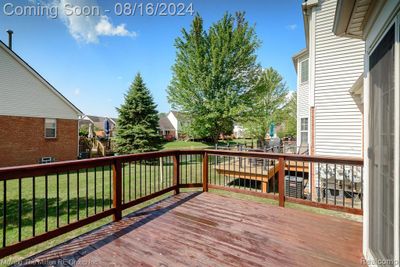 8834 Prairie Court, Condo with 2 bedrooms, 2 bathrooms and null parking in Van Buren Twp MI | Image 2