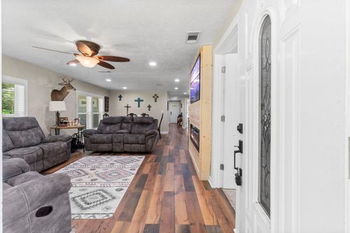 358 Old Bold Springs Rd, Livingston, TX, 77351-2761 | Card Image