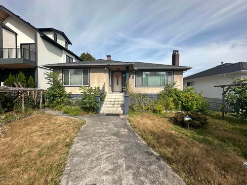 8090 Laurel St, Vancouver, BC, V6P3V1 | Card Image