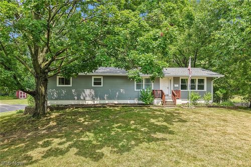 31625 Bainbridge Rd, Solon, OH, 44139-2238 | Card Image