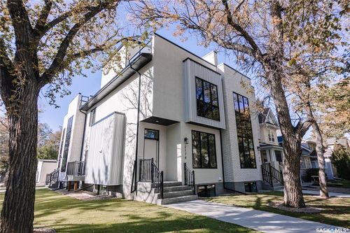 2804 14th Ave, Regina, SK, S4T5S8 | Card Image