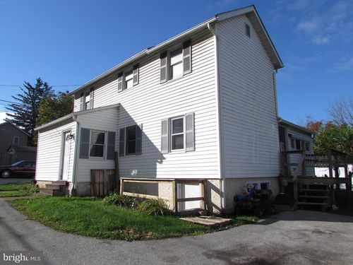 1-907 Middle St, GAP, PA, 17527-9456 | Card Image