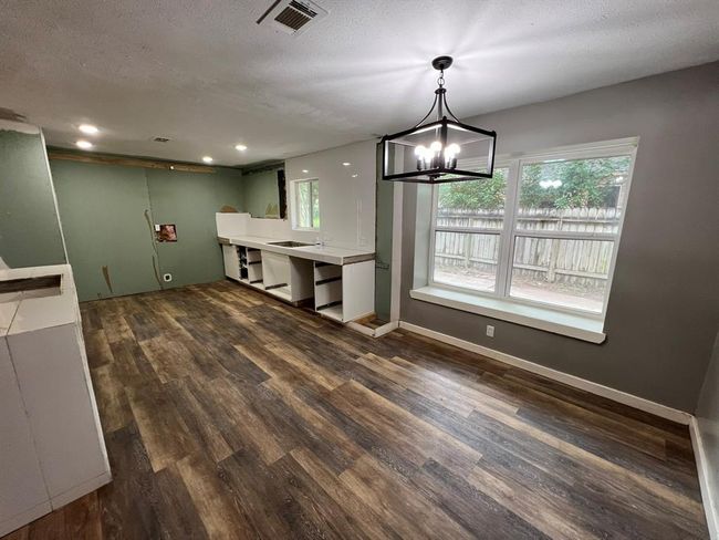 17506 Rustington Dr, House other with 4 bedrooms, 3 bathrooms and 2 parking in Spring TX | Image 6