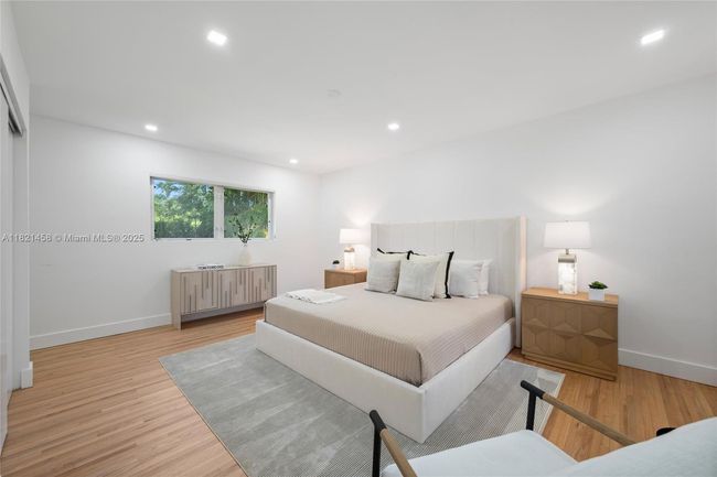 5211 Granada Blvd, House other with 4 bedrooms, 3 bathrooms and null parking in Coral Gables FL | Image 11