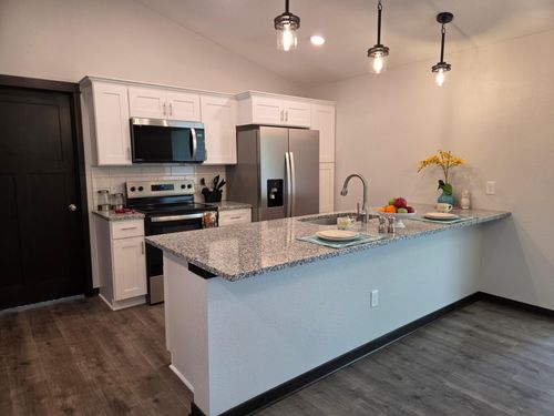218 Fischer Ct Nw, Montgomery, MN, 56069-4451 | Card Image