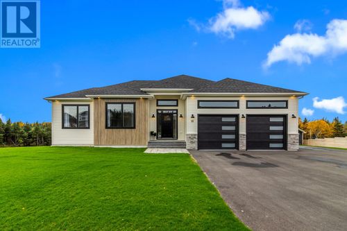 16 Sandalwood Dr, Middle Cove, NL, A1K0E5 | Card Image