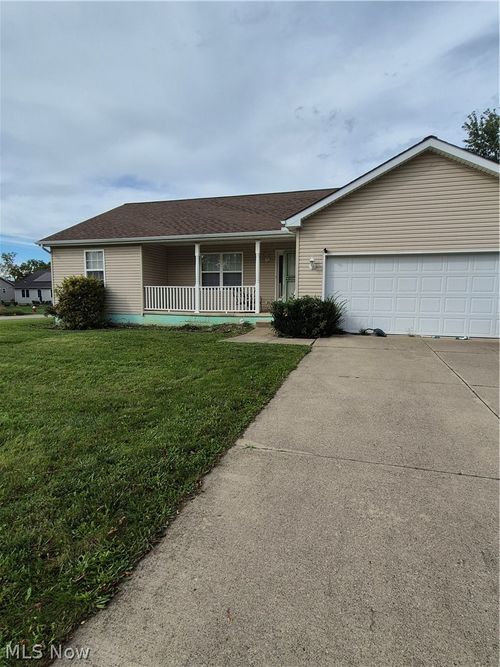 2078 Arrowhead Street, Lorain, OH, 44052 | Card Image