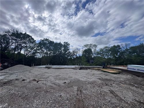 8646 Eagle Creek Drive, De Soto, KS, 66018 | Card Image