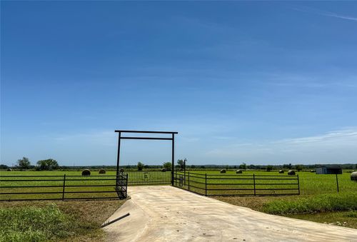 174 Private Road 107, Blum, TX, 76627-4101 | Card Image