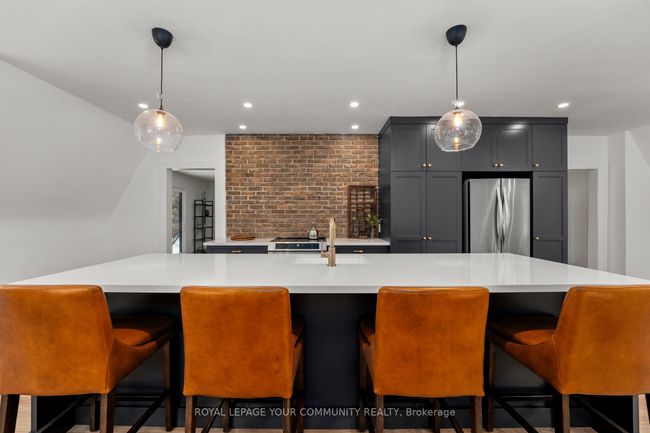 4890 Lake Ridge Rd N, House other with 4 bedrooms, 2 bathrooms and 10 parking in Ashburn ON | Image 7