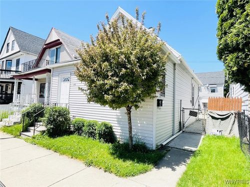 28 Boyd St, Buffalo, NY, 14213-1624 | Card Image