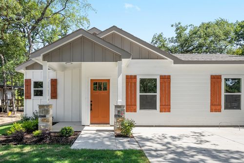 6136 Apache Dr, Mabank, TX, 75156-9052 | Card Image