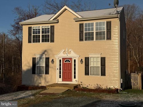 8910 Louisville Ave, NORTH BEACH, MD, 20714-4038 | Card Image