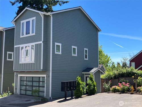 2719 Welcome Ln Nw, Bainbridge Island, WA, 98110-5003 | Card Image