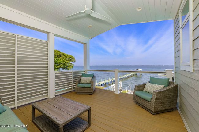 1408 Emerald Dr, House other with 3 bedrooms, 5 bathrooms and 1 parking in Emerald Isle NC | Image 15