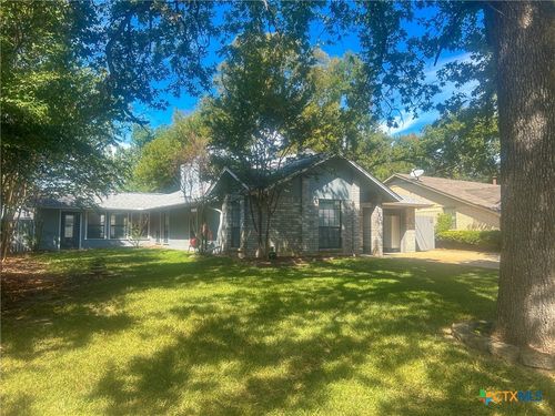 1904 N Harding Ave, Cameron, TX, 76520-2131 | Card Image