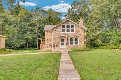 871 Pomona Rd, Crossville, TN, 38571-2179 | Card Image