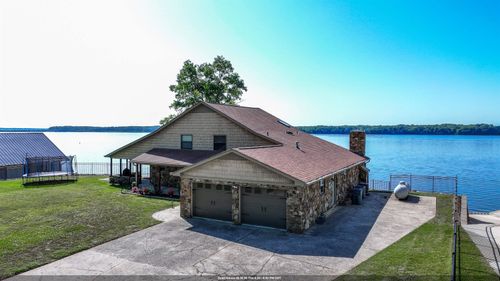 550 County Road 33, Killen, AL, 35645-7710 | Card Image