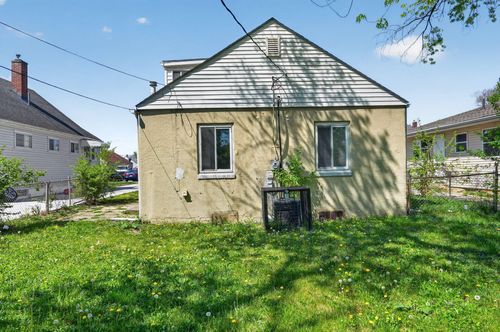 56 Florence Ave, Columbus, OH, 43228-1421 | Card Image