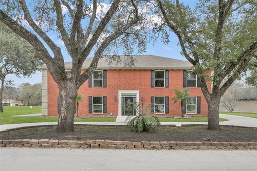 549 Brandon Rd, Conroe, TX, 77302-3713 | Card Image