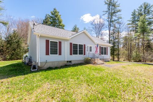 39 Winwood Dr, Center Barnstead, NH, 03225-3818 | Card Image