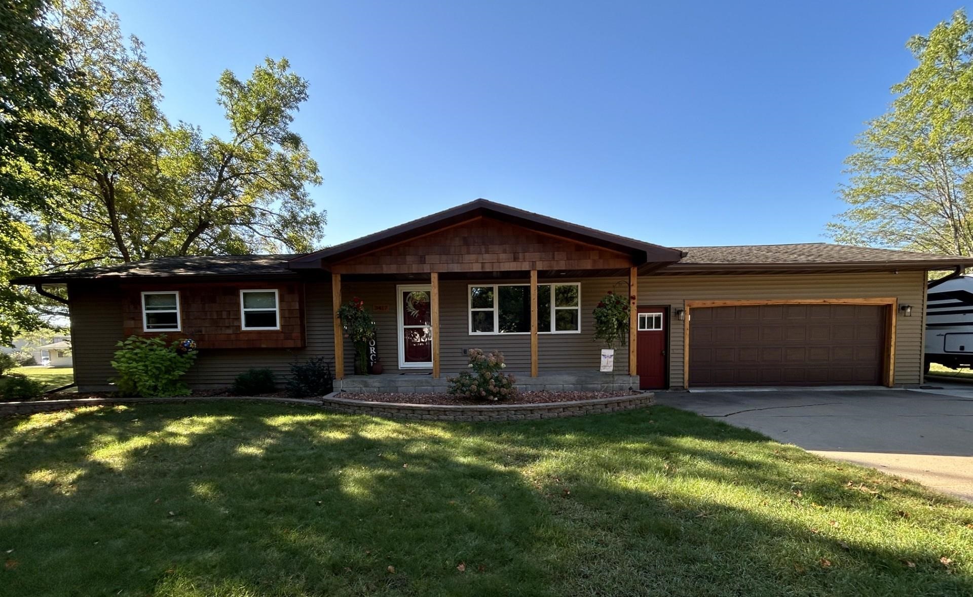 Honeysuckle Ln, Wausau, WI 54401