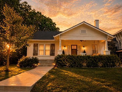 1230 Villa Pl, Nashville, TN, 37212-3019 | Card Image