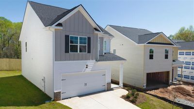 12034 Conrad Circle, House other with 3 bedrooms, 2 bathrooms and null parking in Hampton GA | Image 2