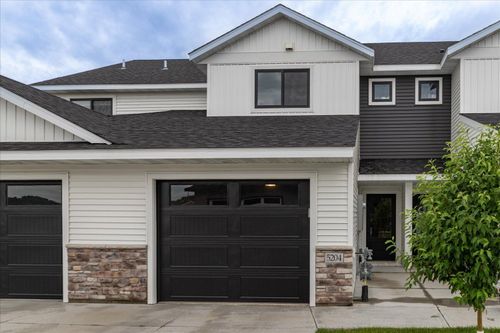 5204 Harvest Square Pl Nw, Rochester, MN, 55901-6040 | Card Image