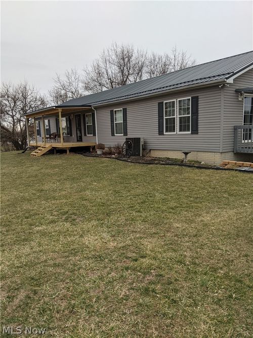 41152 Black Oak Rd, Flushing, OH, 43977-9503 | Card Image