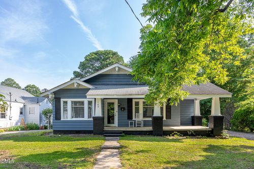 103 E Rose St, Smithfield, NC, 27577-4427 | Card Image
