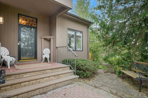 1 Sherwood Dr, Mountain Lakes, NJ, 07046-1457 | Card Image