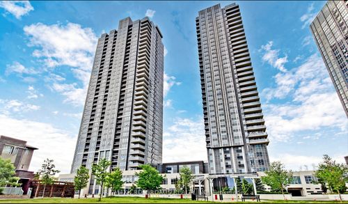 525-275 Village Green Sq, Scarborough, ON, M1S0L8 | Card Image