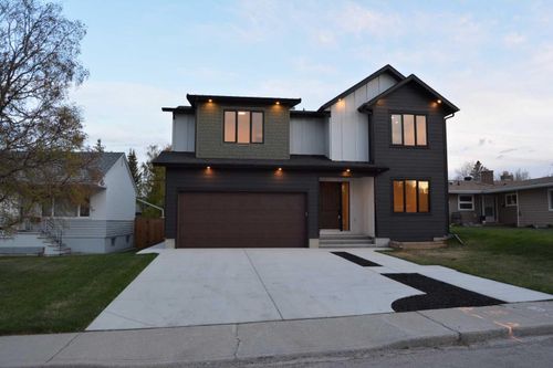 3511 34 Ave Sw, Calgary, AB, T3E0Z6 | Card Image