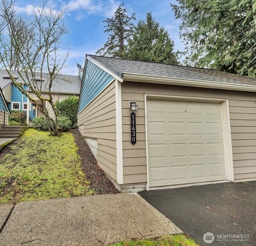 11430 105th Ct Ne, Kirkland, WA, 98033-4358 | Card Image