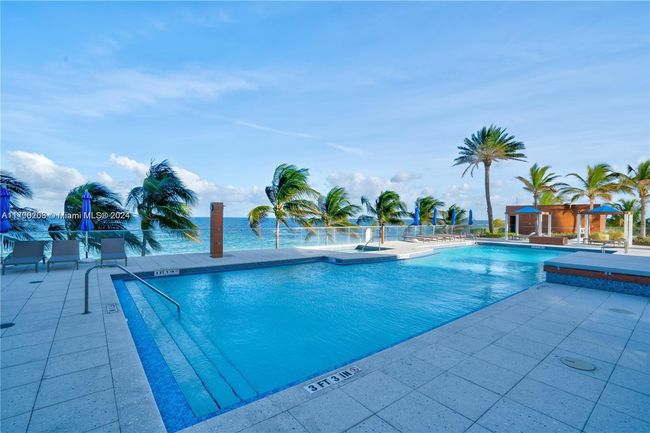 APT-2601 - 18911 Collins Ave, Condo with 4 bedrooms, 6 bathrooms and null parking in Sunny Isles Beach FL | Image 36