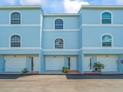 309 - 751 Pinellas Bayway S, Townhouse with 2 bedrooms, 2 bathrooms and null parking in Tierra Verde FL | Image 2