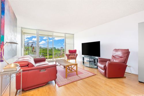 4301-98-715 Iho Pl, Aiea, HI, 96701-2514 | Card Image