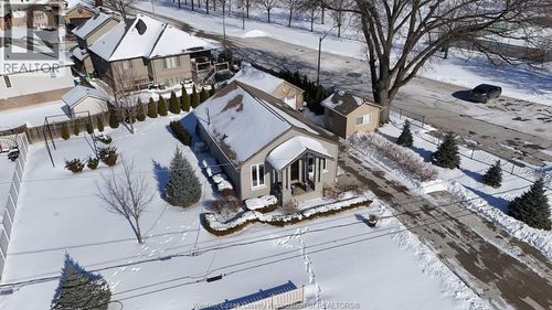 1490 Morton Dr, Lasalle, ON, N9J3S9 | Card Image