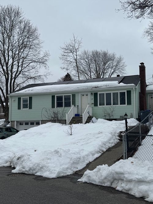 22 Falcon St, Methuen, MA, 01844-2750 | Card Image