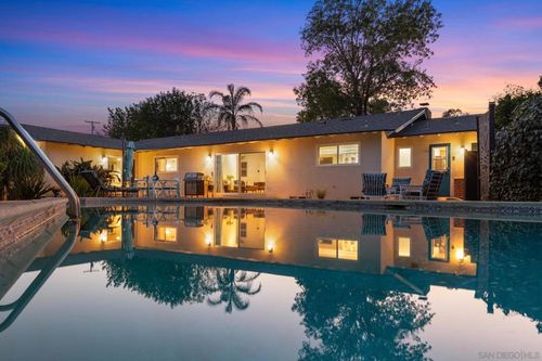 1920 Bernardo Ave, Escondido, CA, 92025-5940 | Card Image