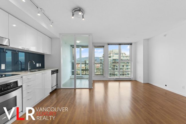 3207 - 602 Citadel Parade, Condo with 1 bedrooms, 0 bathrooms and 1 parking in Vancouver BC | Image 10