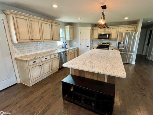 603 1st St, Dedham, IA, 51440-2010 | Card Image