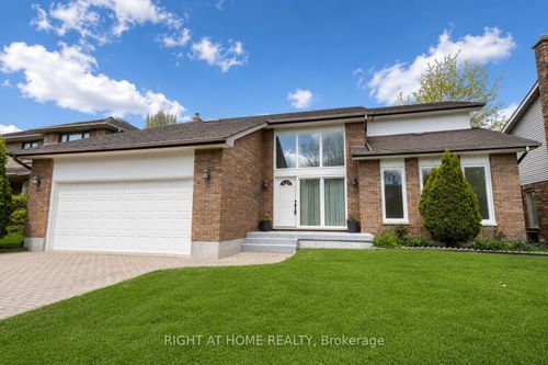 26 Grasmere Cres, London, ON, N6G4P2 | Card Image