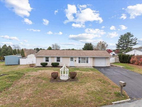 5 Samosett Dr, Dartmouth, MA, 02748-1226 | Card Image